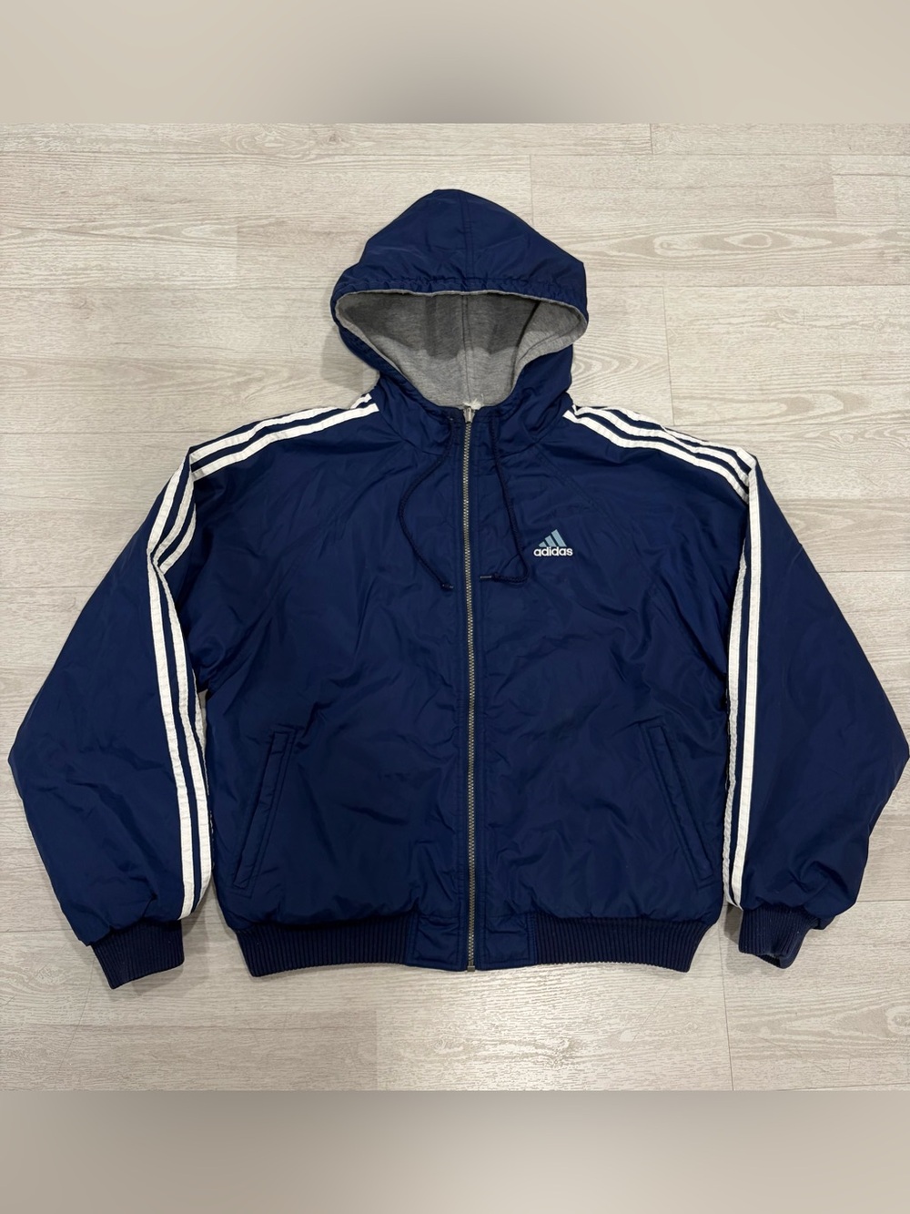 Adidas Vintage 90’s Men's Navy Blue & White Full-Zip Windbreaker Jacket SIZE M